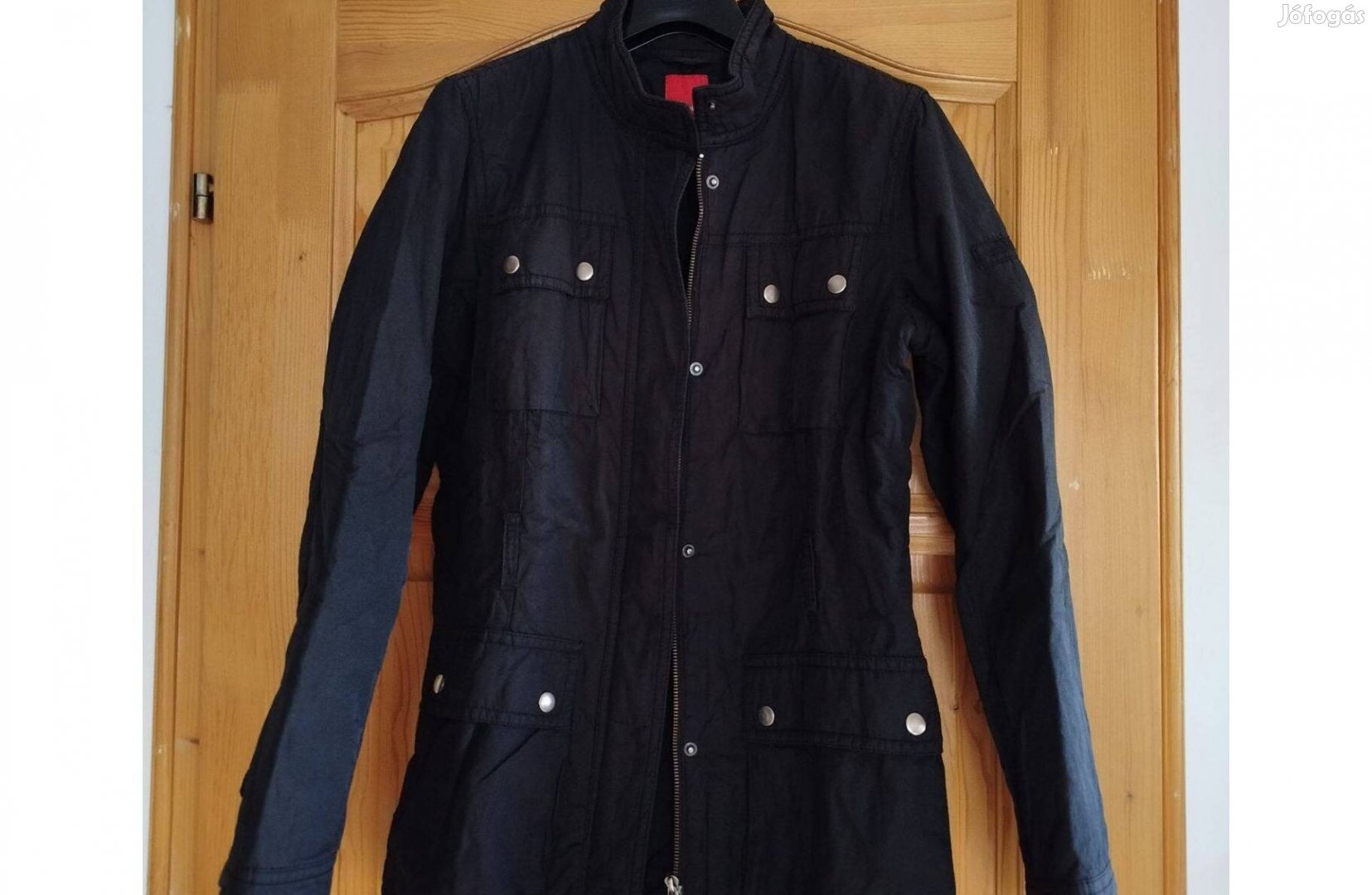 S.Oliver fekete fémes csillogású női tavaszi kabát, L-es