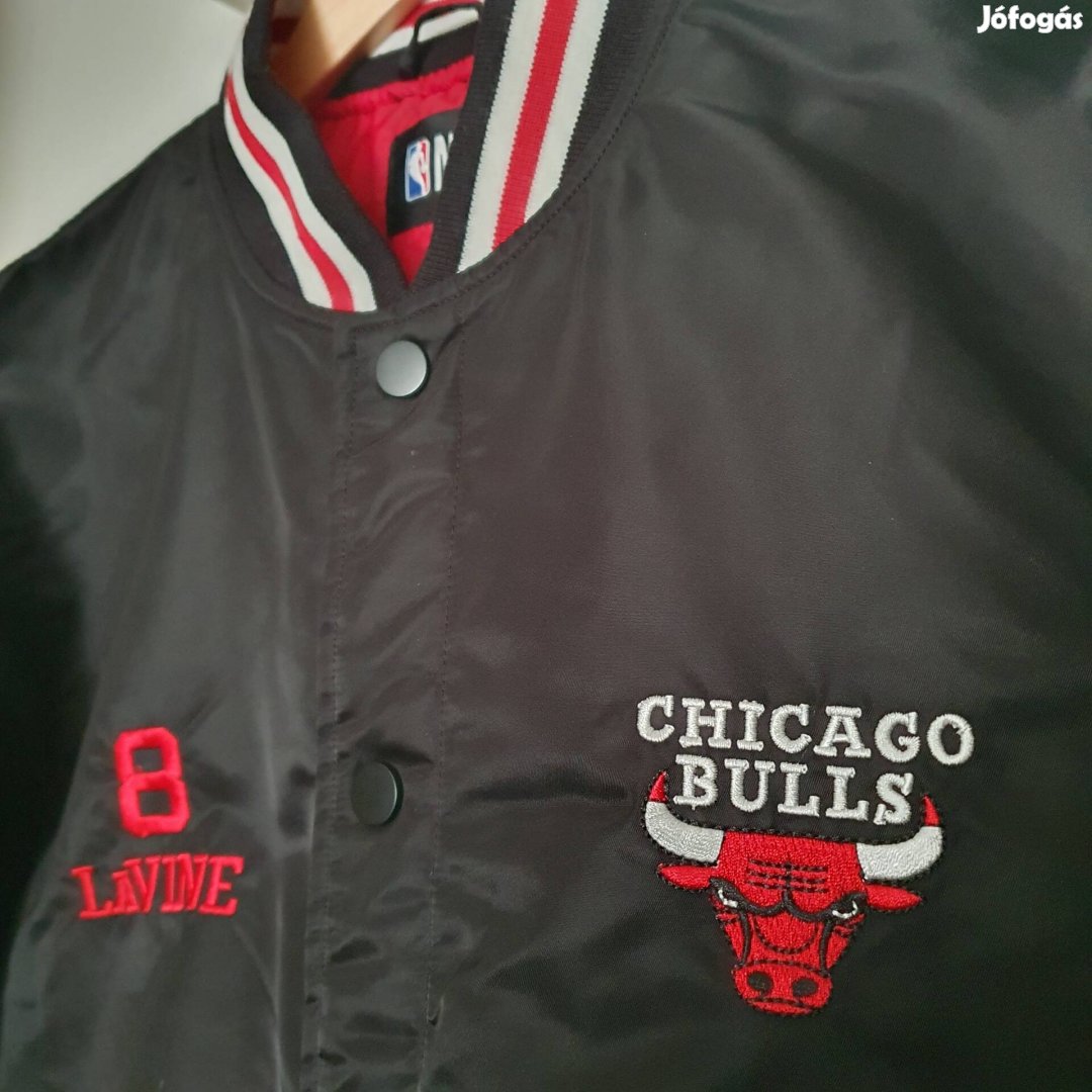 S-es Chicago Bulls NBA varsity bomber dzseki kabát