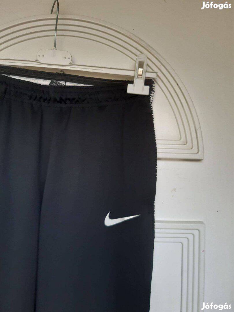 S-es Nike női leggings nadrág