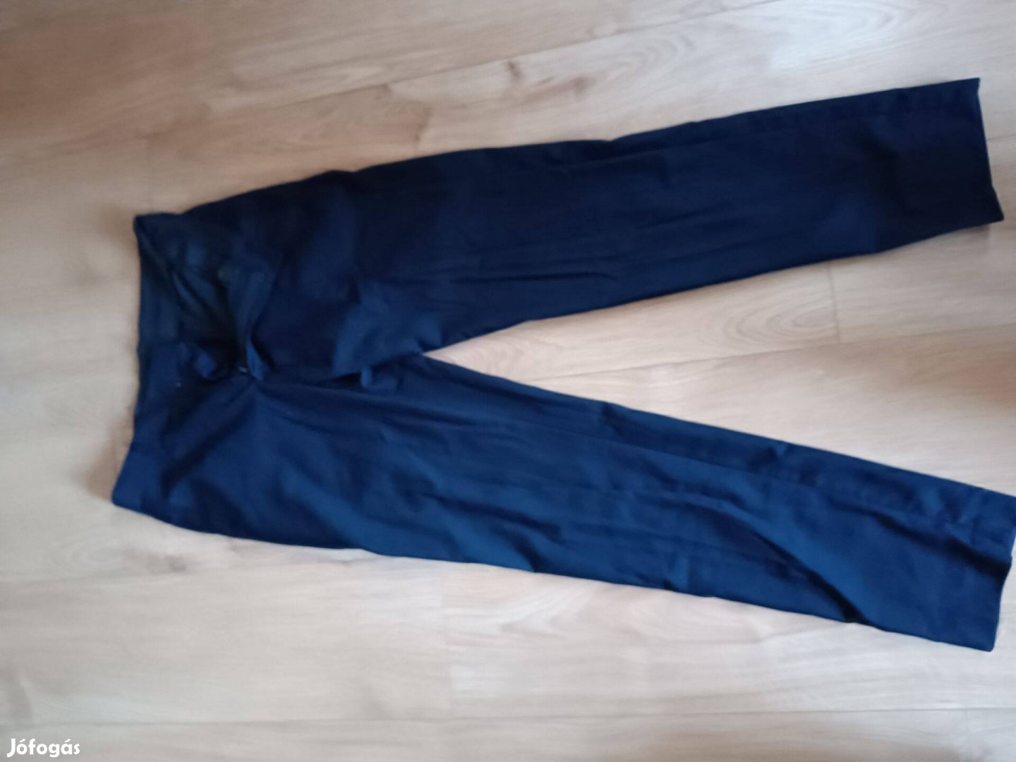 S-es méretű fiú nadrágok, megkímélt