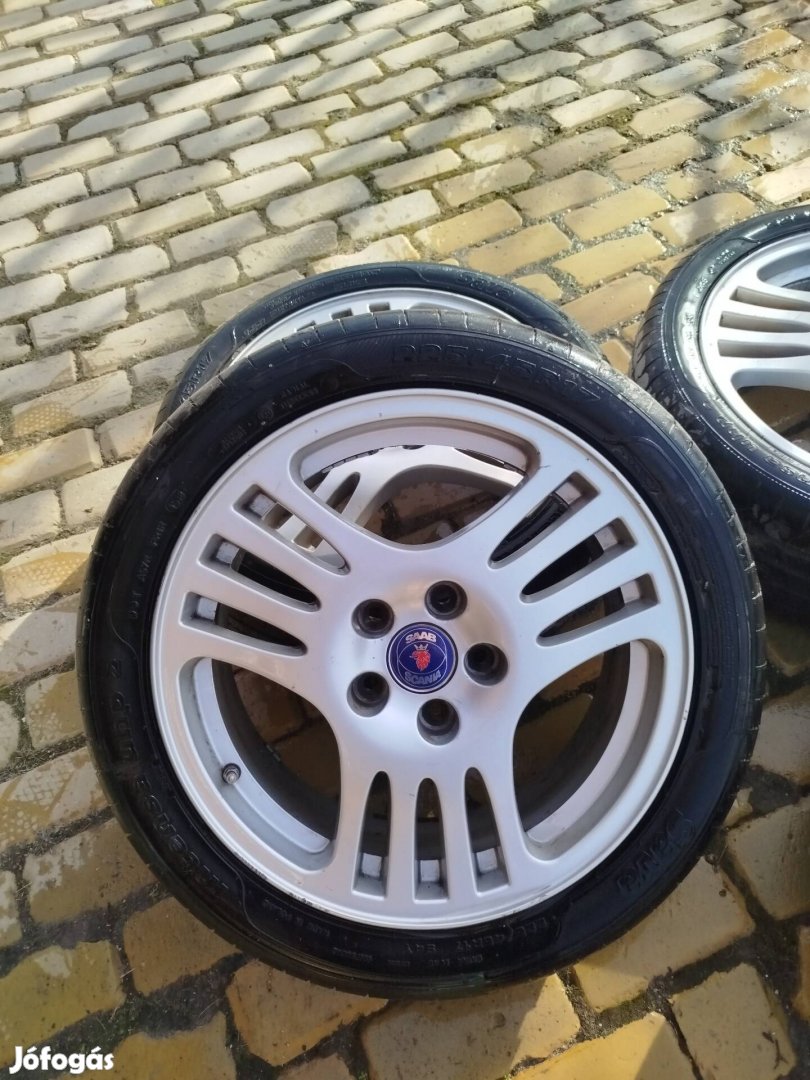 Saab 17''  5x110 alufelni használt gumival