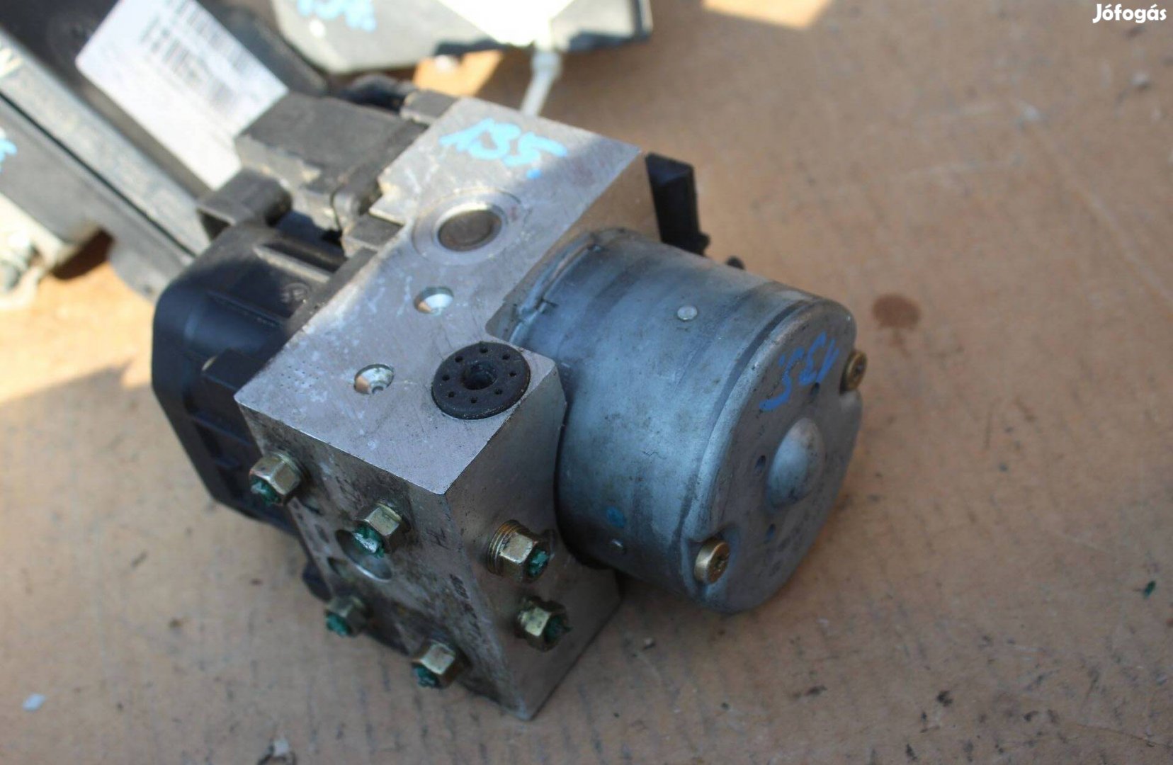 Saab 900 1993-1999 2.0T ABS kocka 4426896 (135)
