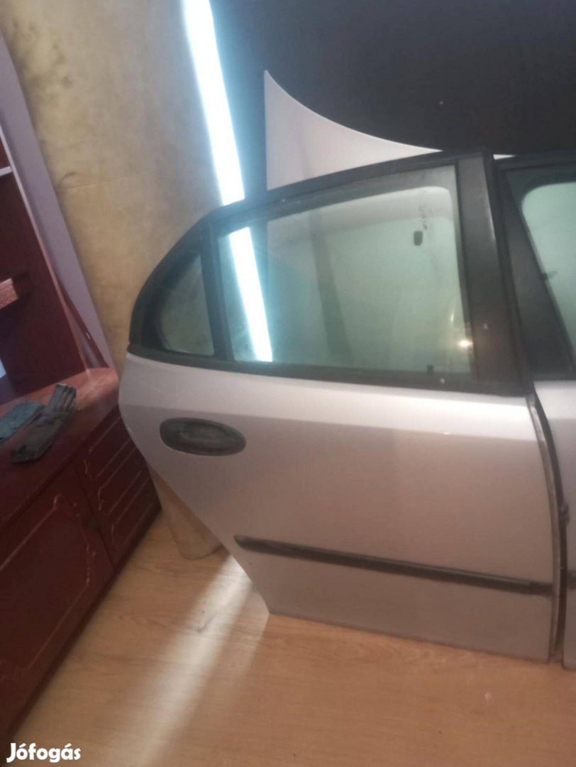 Saab 93 Jobb Hátsó Ajtó (Postázom is)