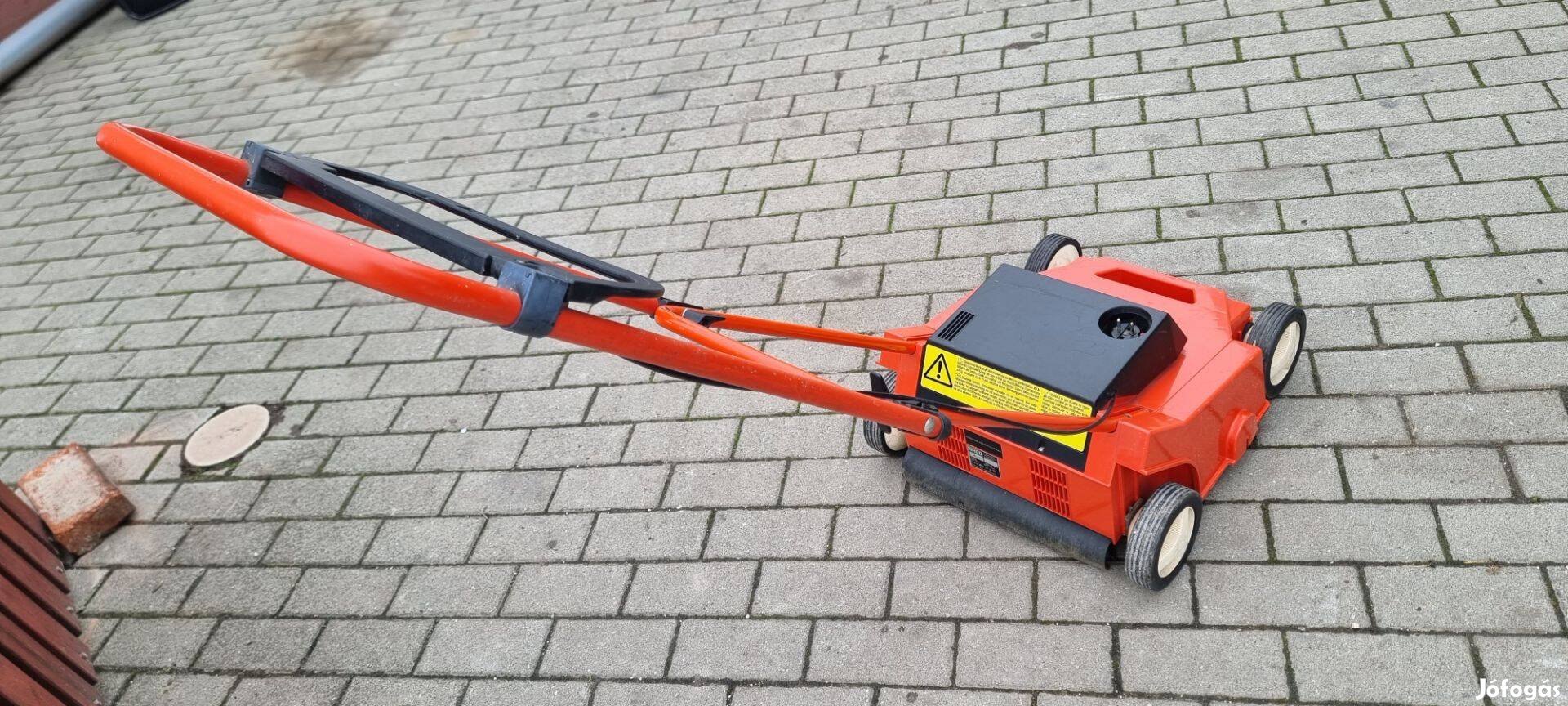 Sabo 36-EV elektromos 36cm gyepszellőztető talajlazító fűszellőztető