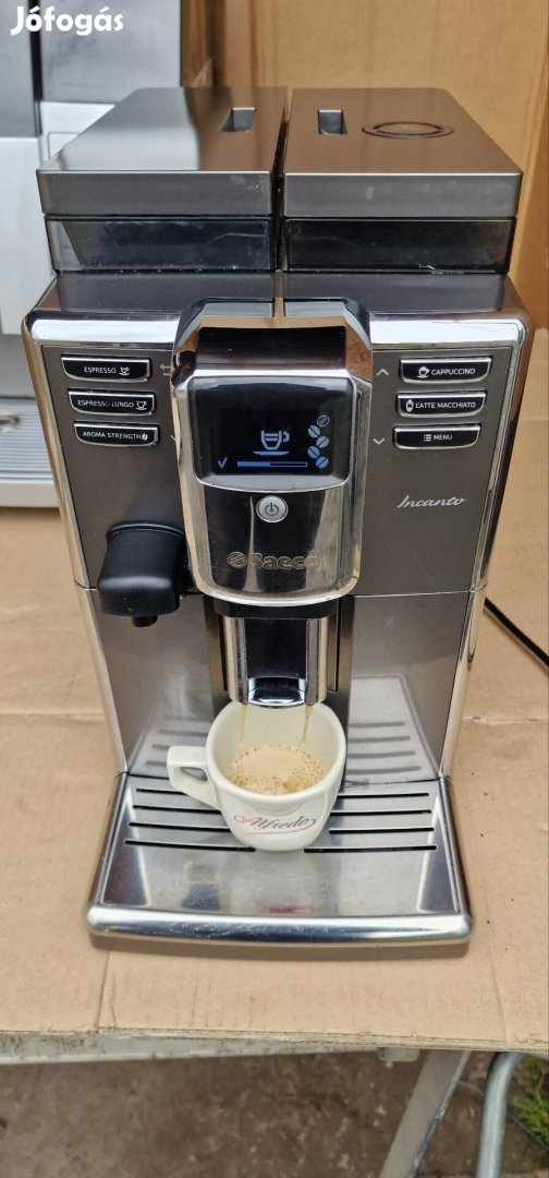 Saeco Incanto HD8919 automata darálós kávéfőző 