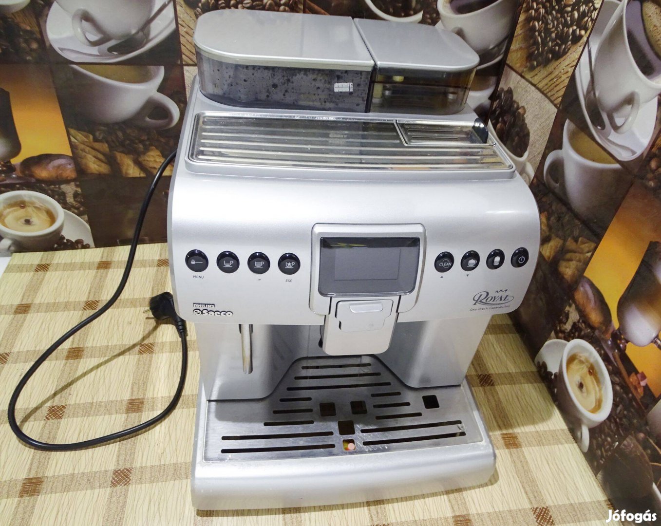 Saeco Royal One Touch Cappuccino automata kávégép kávéfőző presszógép