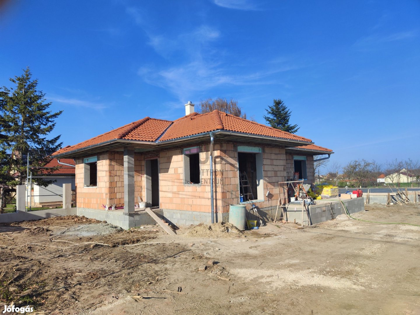 Ságváron újépítésű ház