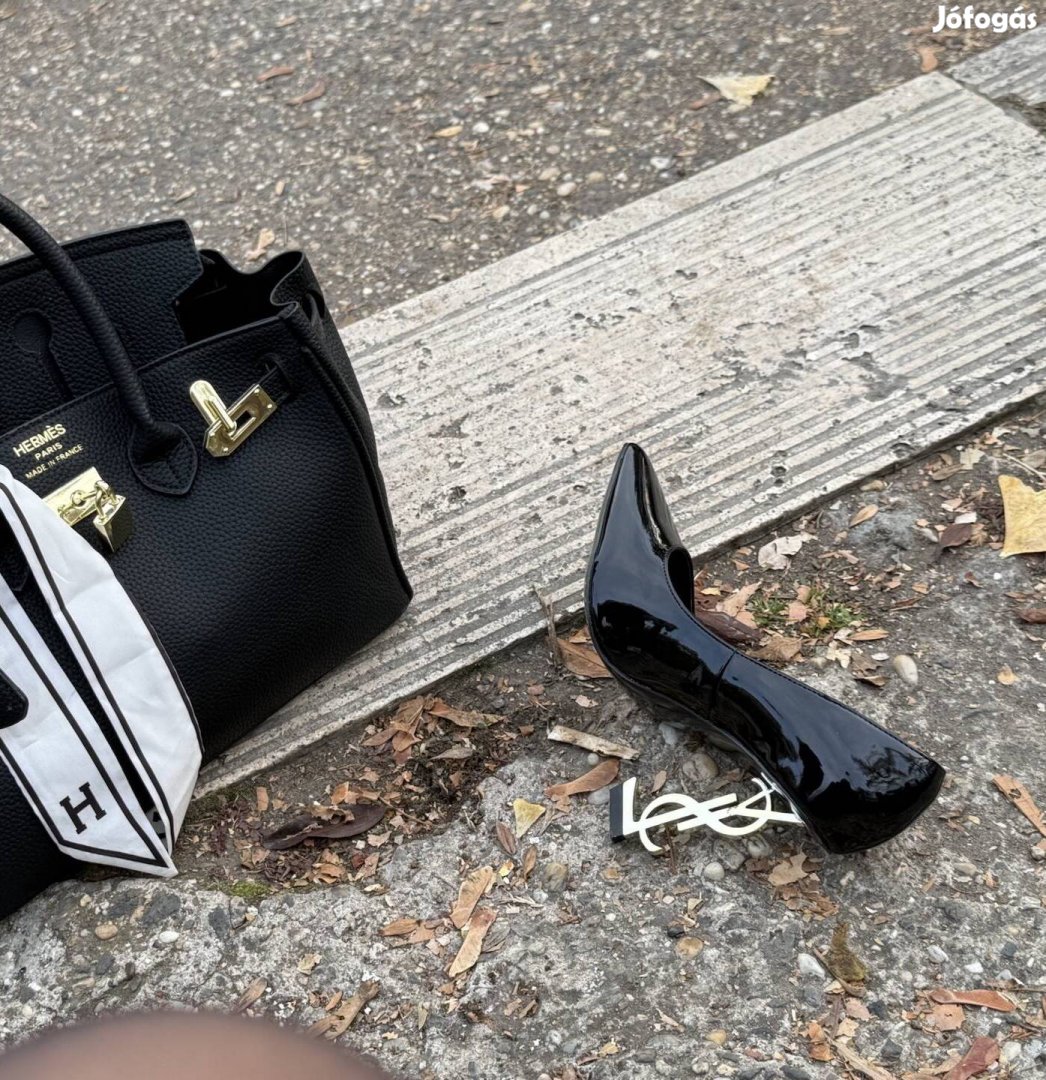 Saint Laurent magassarkú