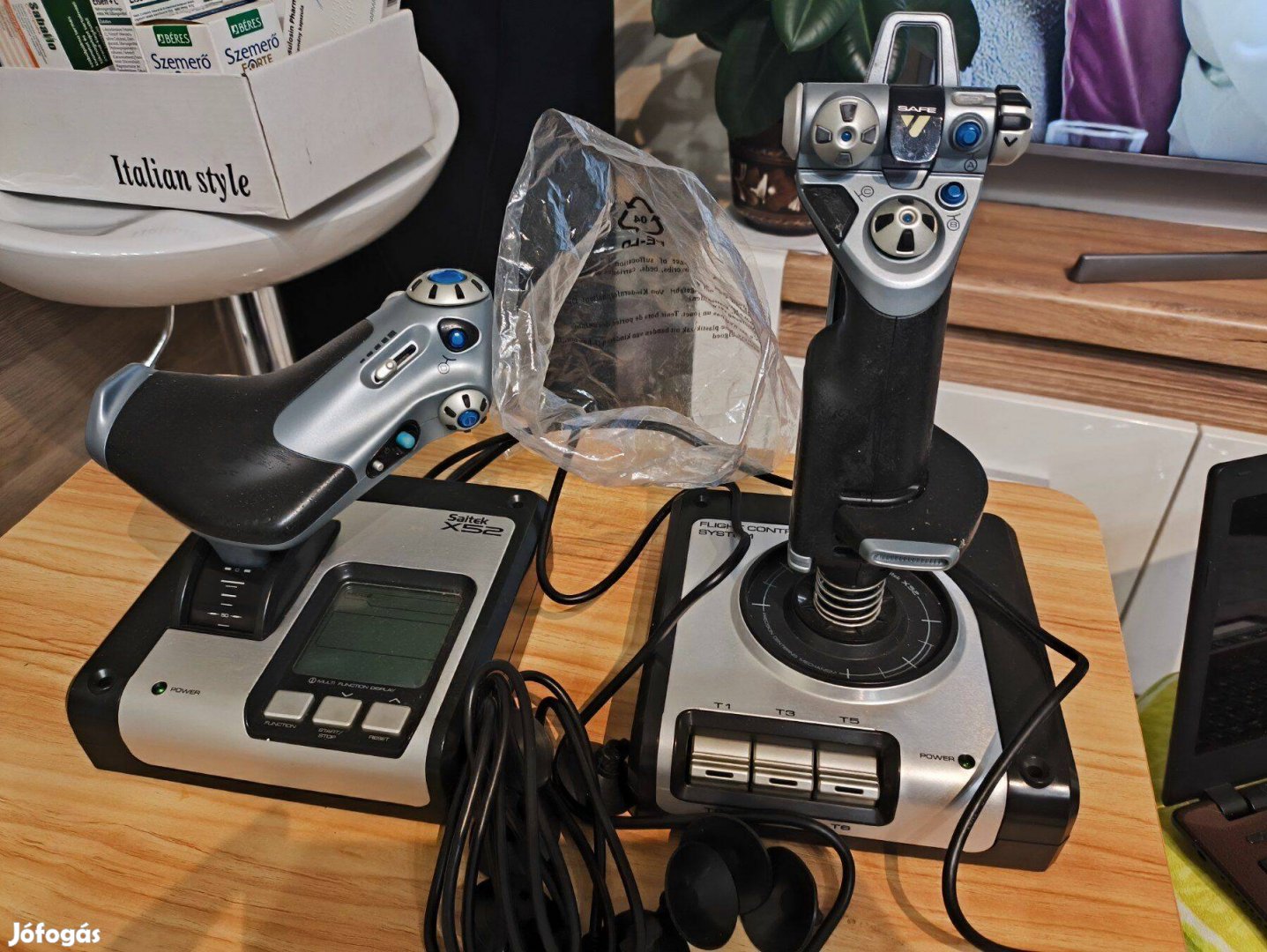 Saitek X52 Flight Control System