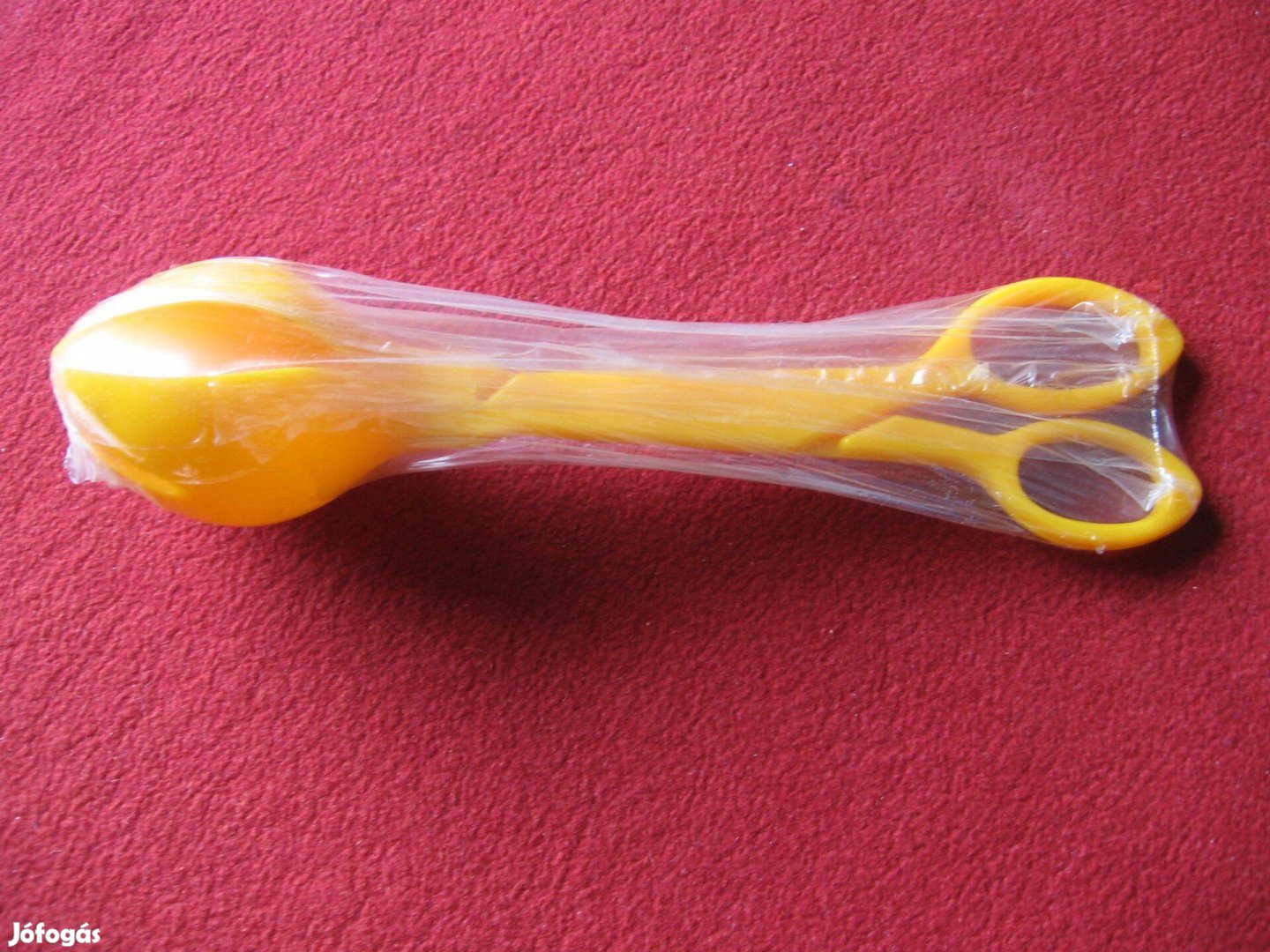 Salátás csipesz, műanyag