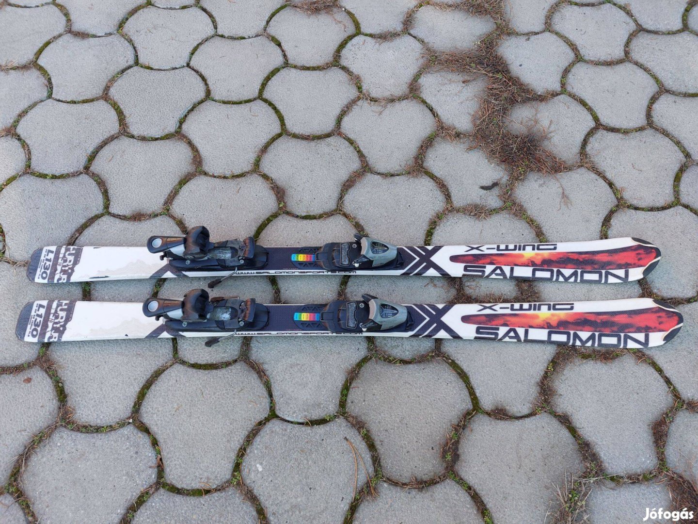 Salomon X-Wing 130 cm junior carving síléc