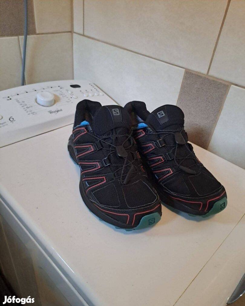 Salomon gore tex cipő, 39-es