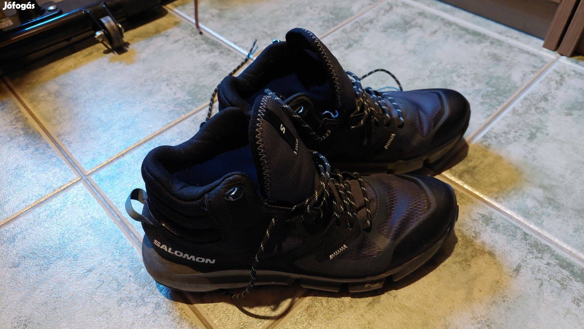 Salomon gore-tex túrabakancs