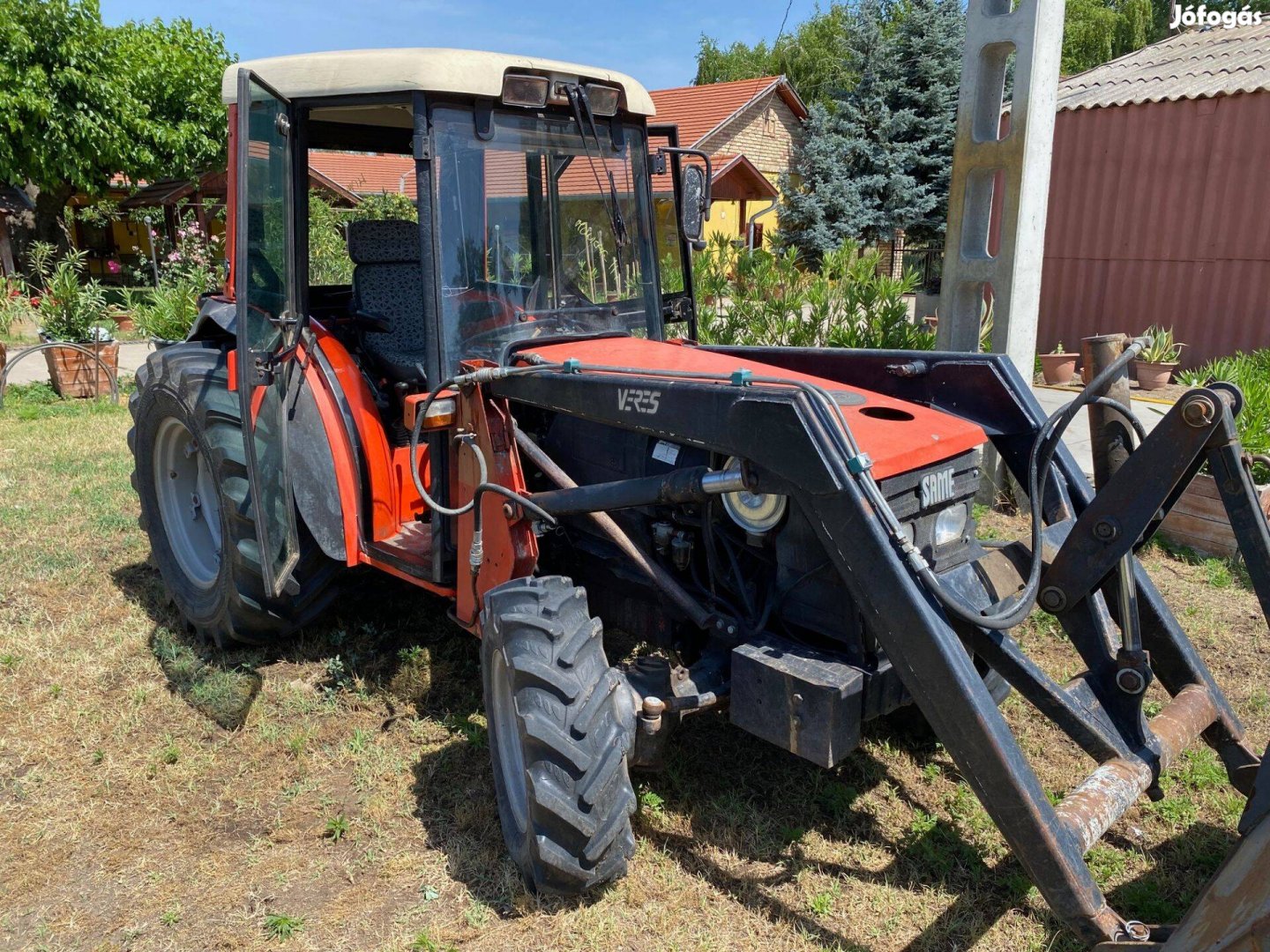 Same Frutteto II 75 ültetvényes traktor homlokrakodóval