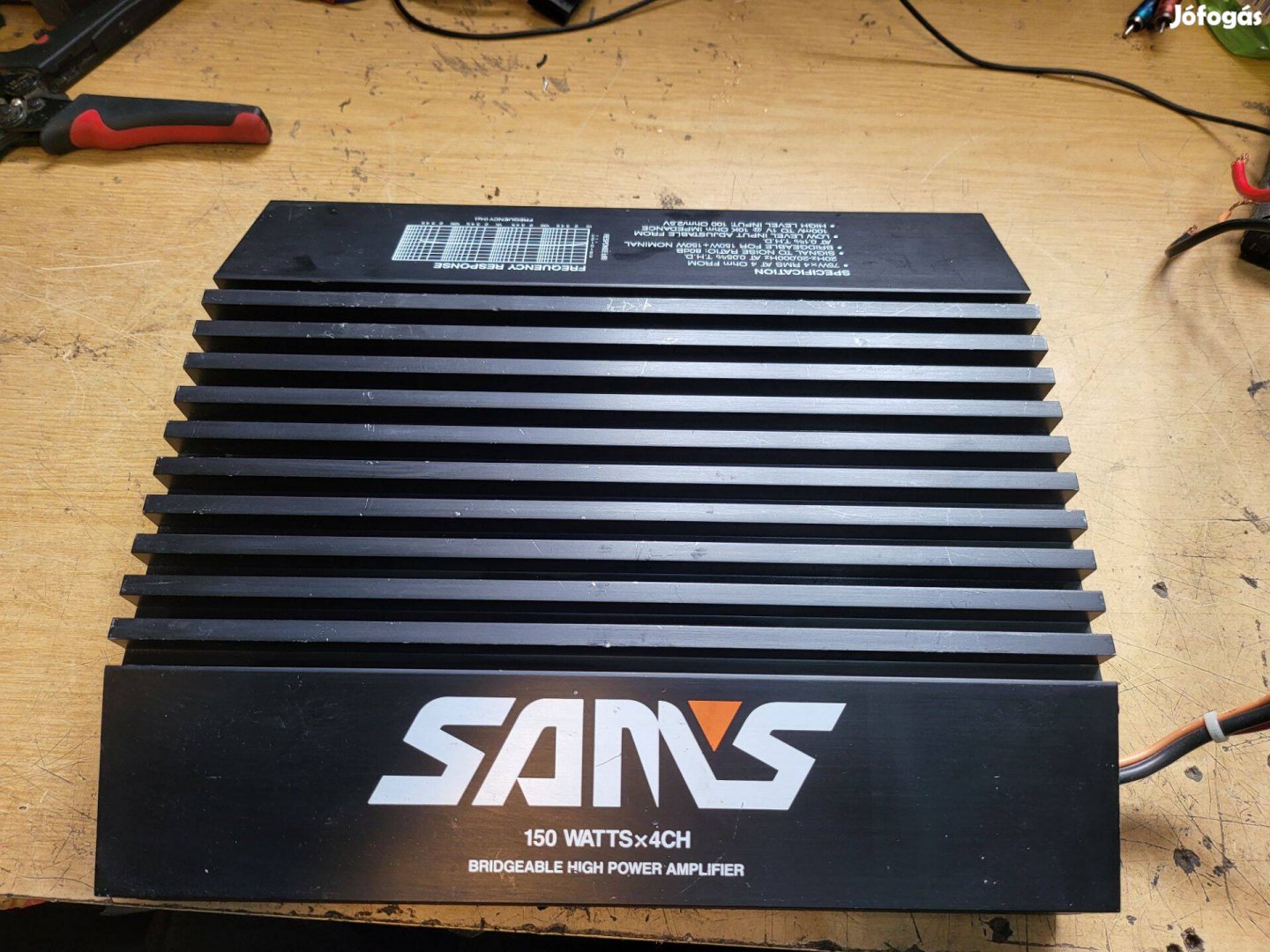 Sams erősítő (4x150W)