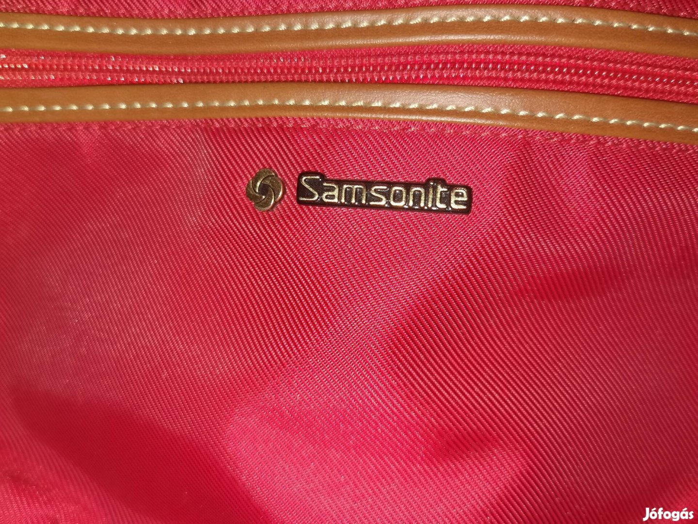 Samsonite Made in Hungary eredeti limitált k új piros unisex táska 