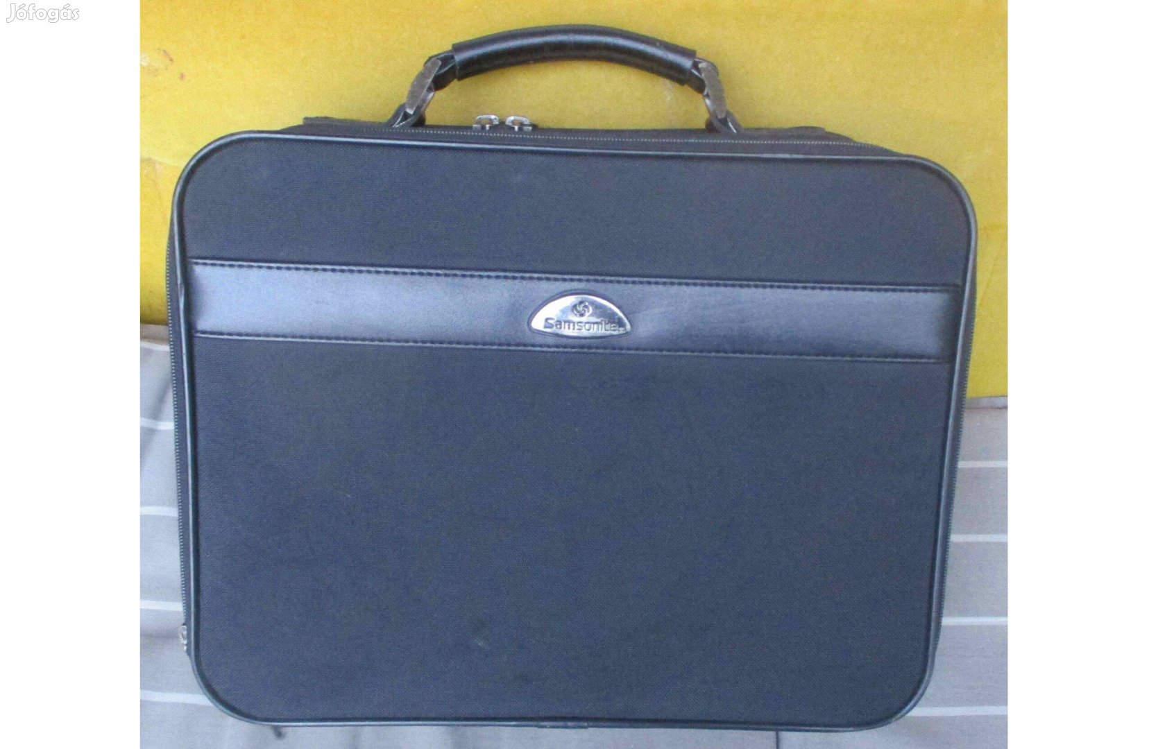 Samsonite fekete laptoptartós üzleti kézitáska