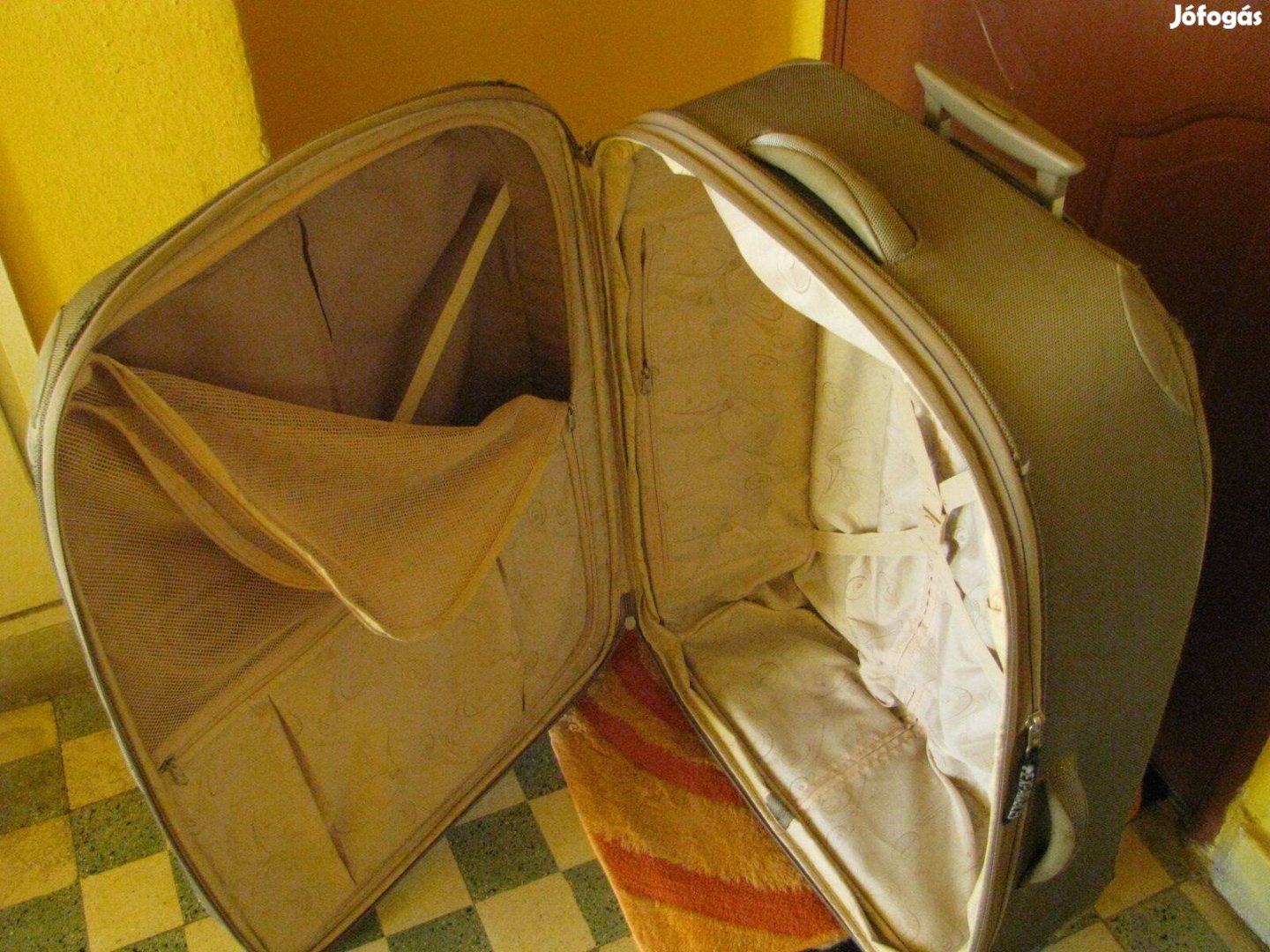 Samsonite guruló bőrönd 3XL 85x32x32-37, arany 4 görgő Ritka!