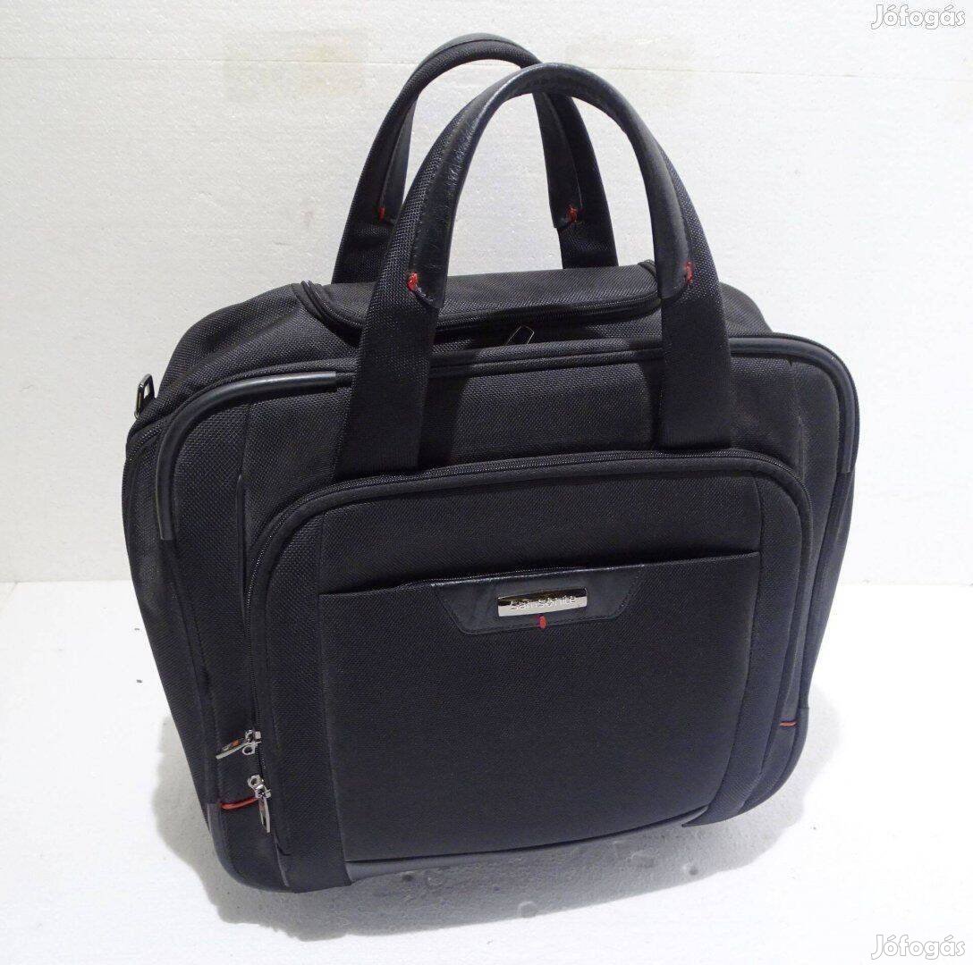 Samsonite kézipoggyász gurulós bőrönd utazótáska poggyász táska