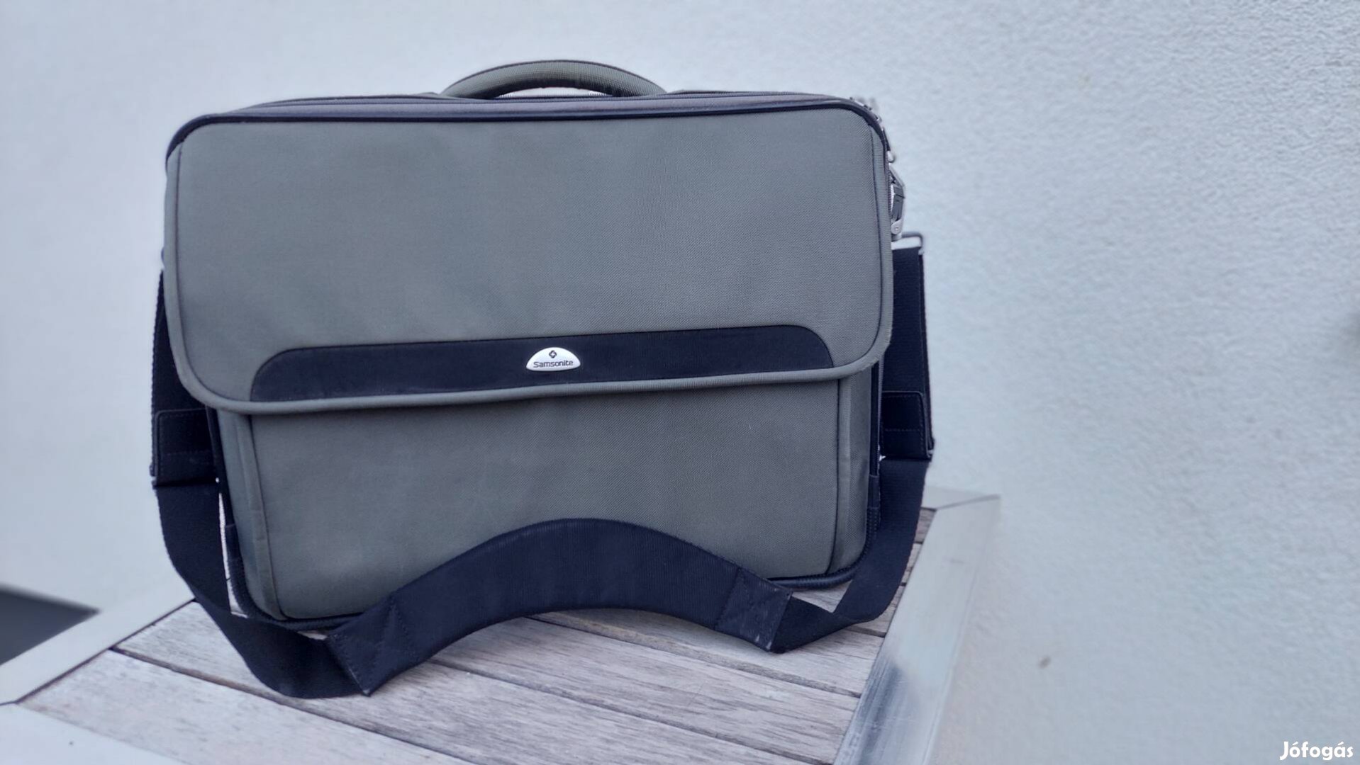 Samsonite laptop táska 19"