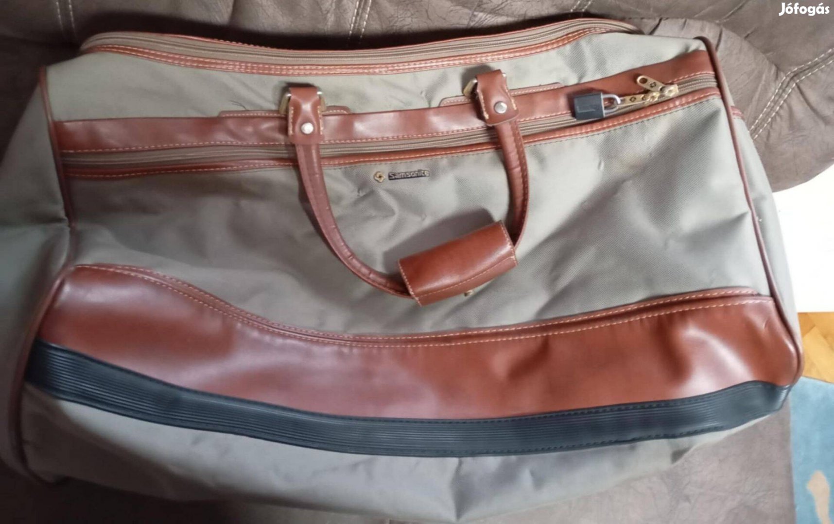 Samsonite nagy utazótáska 60x30x30 hibátlan állapotban