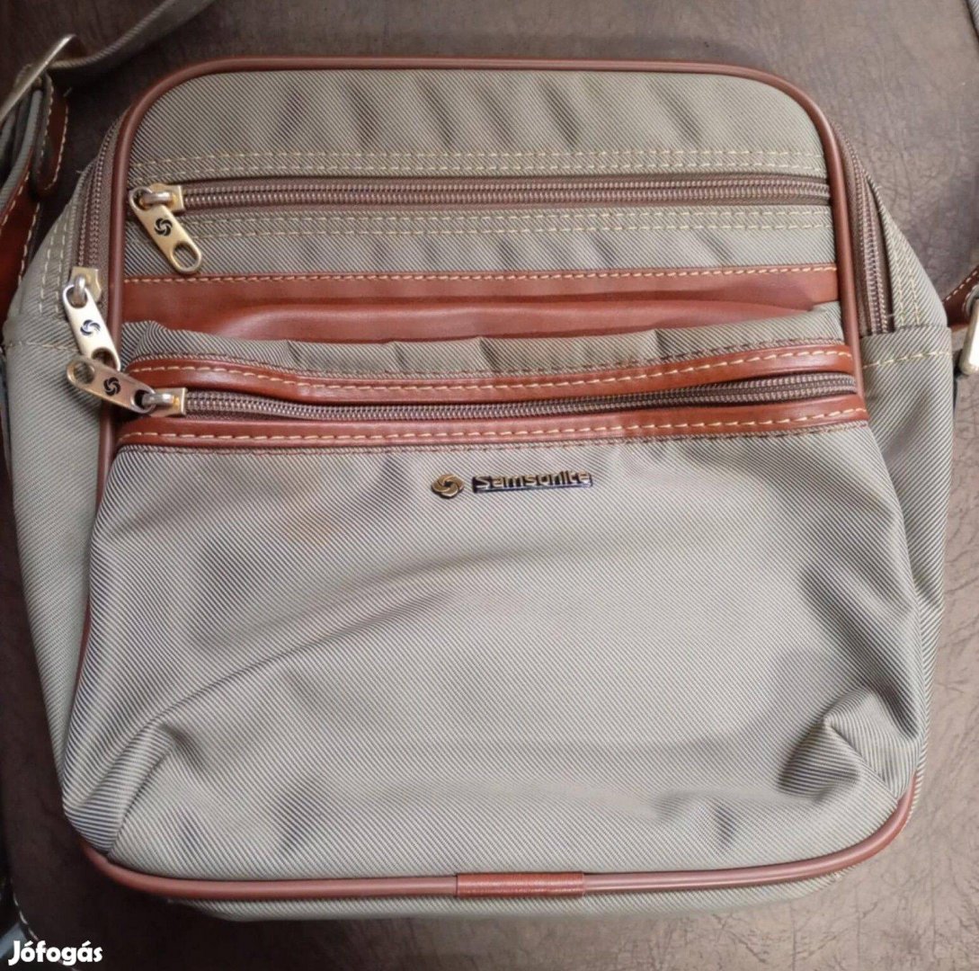 Samsonite oldaltáska 24x24x10 teljesen tiszta, újszerű állapotban