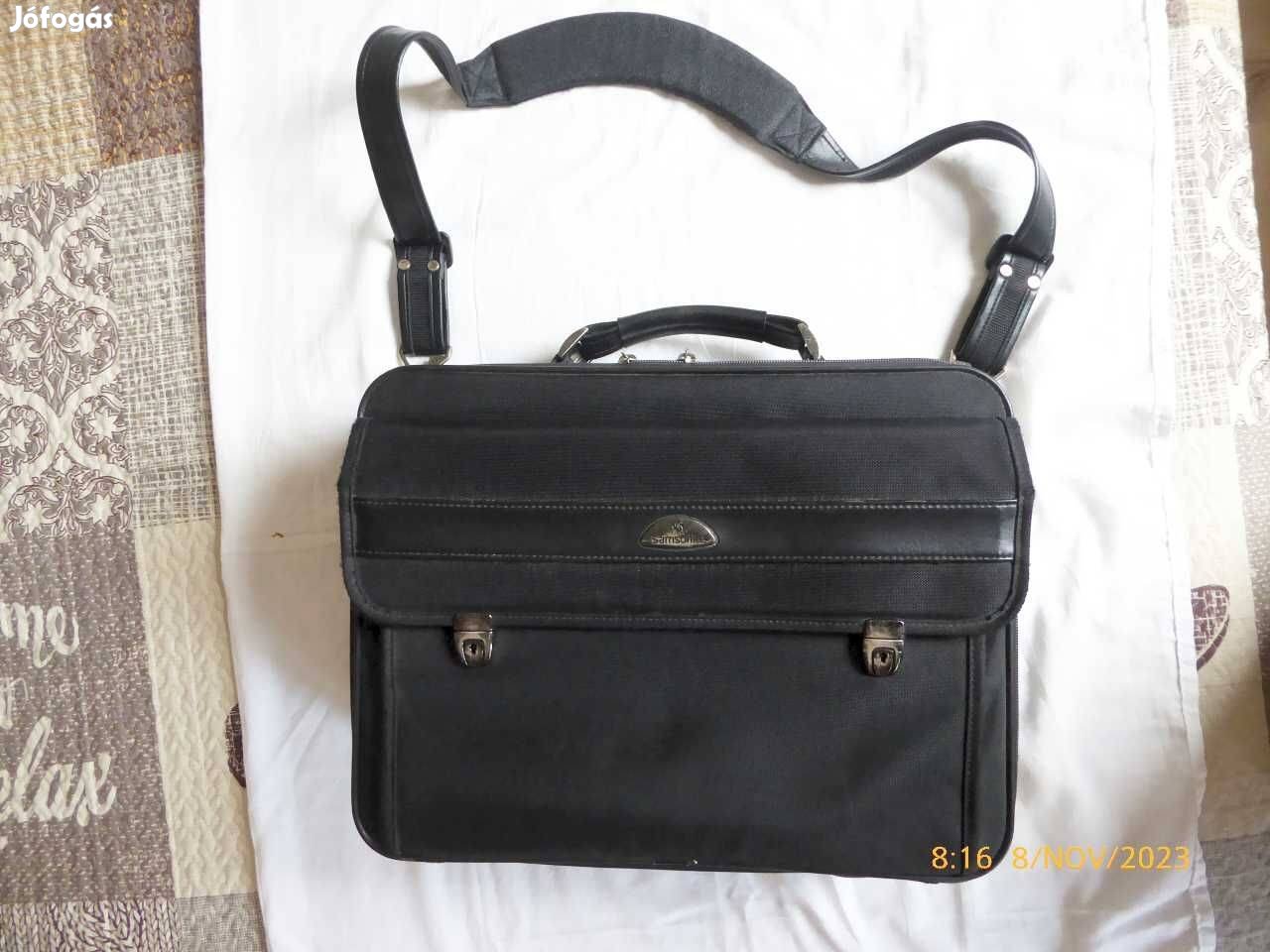 Samsonite pilóta kézikoffer Új szerű