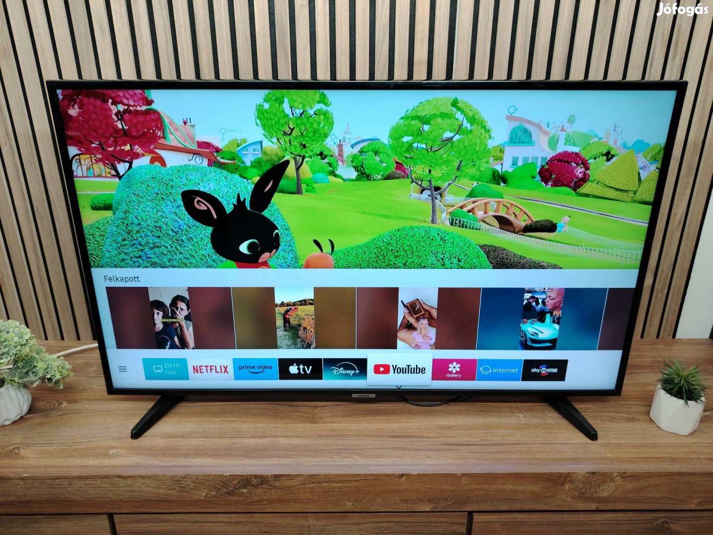 Samsung 102CM SMART WIFI 4K LED TV 