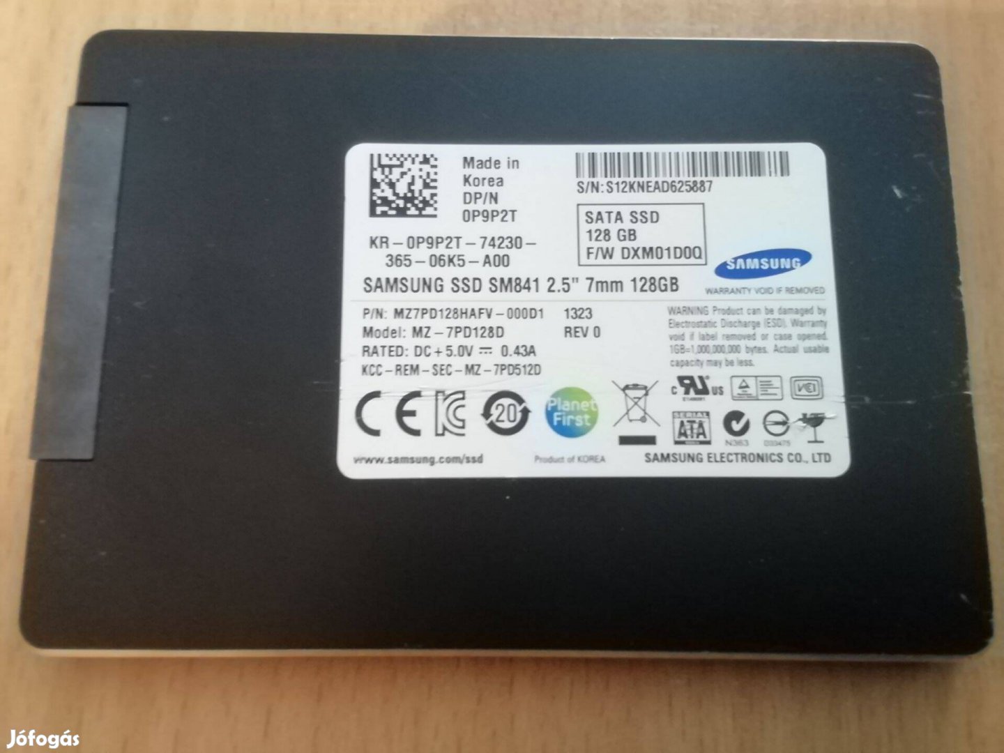 Samsung 128GB SSD / 2,5" / SM841 kicioccógyorsba