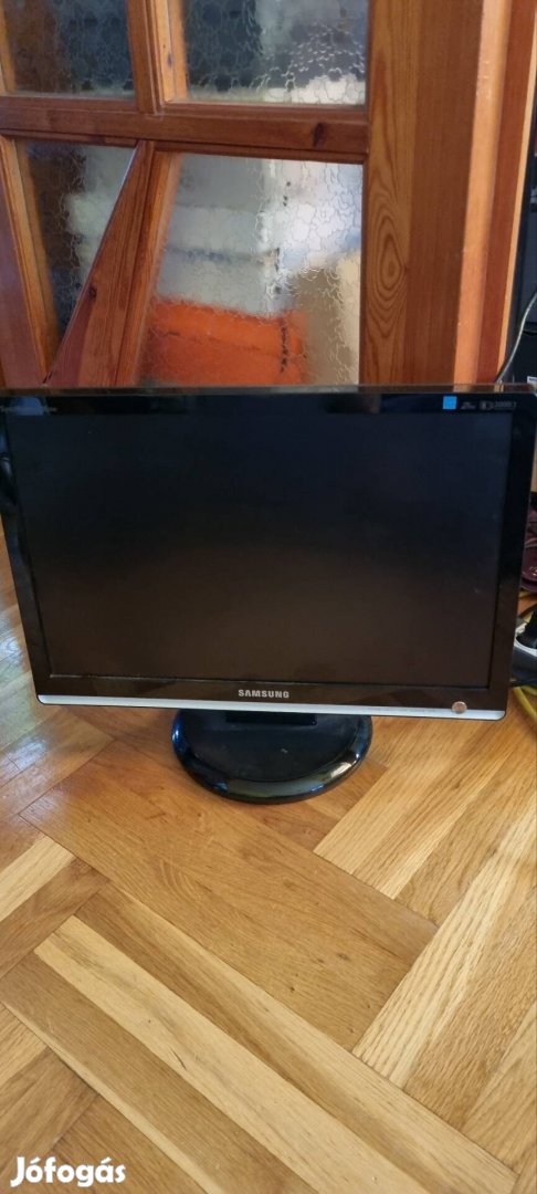 Samsung 20" 16-9-es monitor hibás 