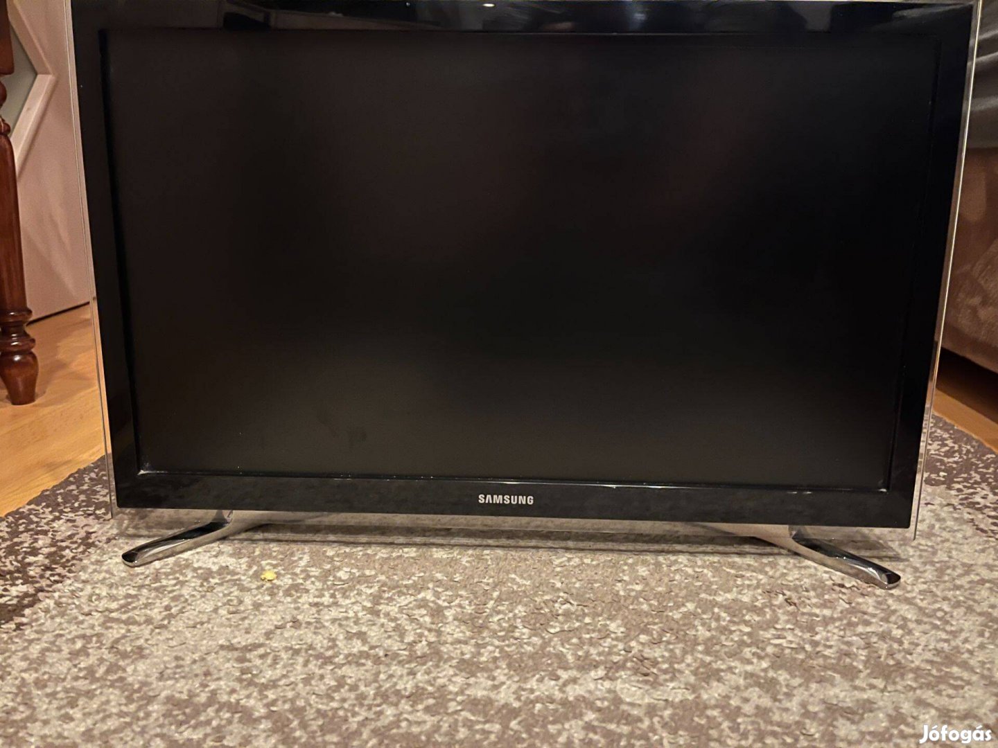 Samsung 22" H5600 Sík Smart Full HD TV