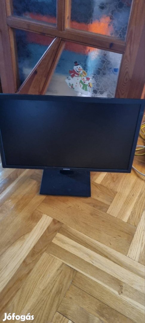 Samsung 24" Led monitor hibás 