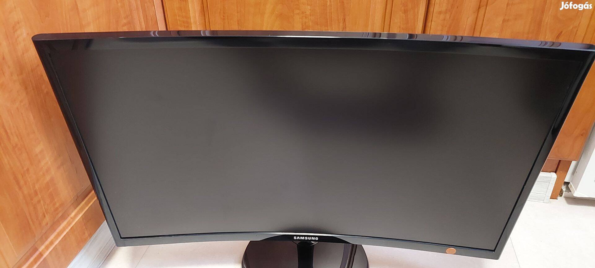 Samsung 24 " ívelt monitor