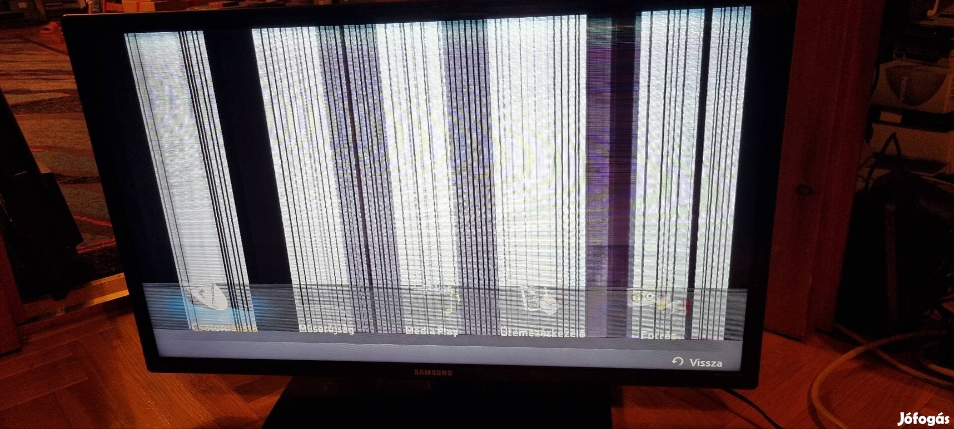 Samsung 32" Led televízió hibás 