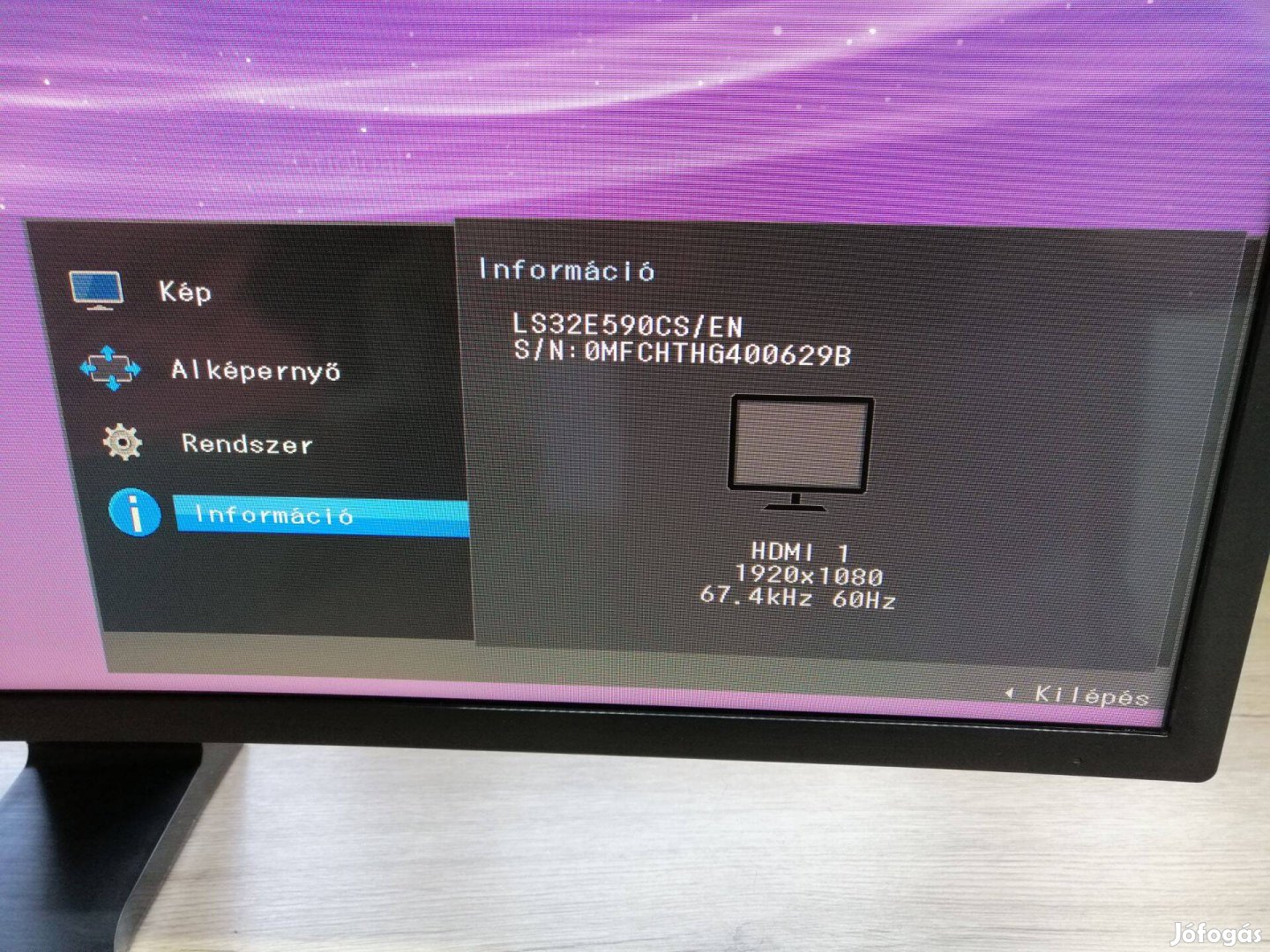 Samsung 32 - 81 cm! Hajlított LED Monitor