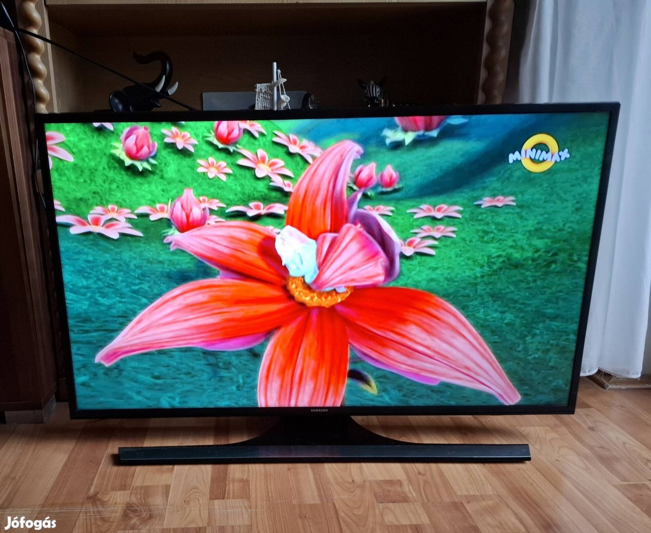 Samsung 4 k WiFi mart led tv