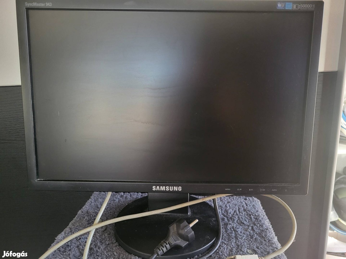 Samsung 943NW monitor 