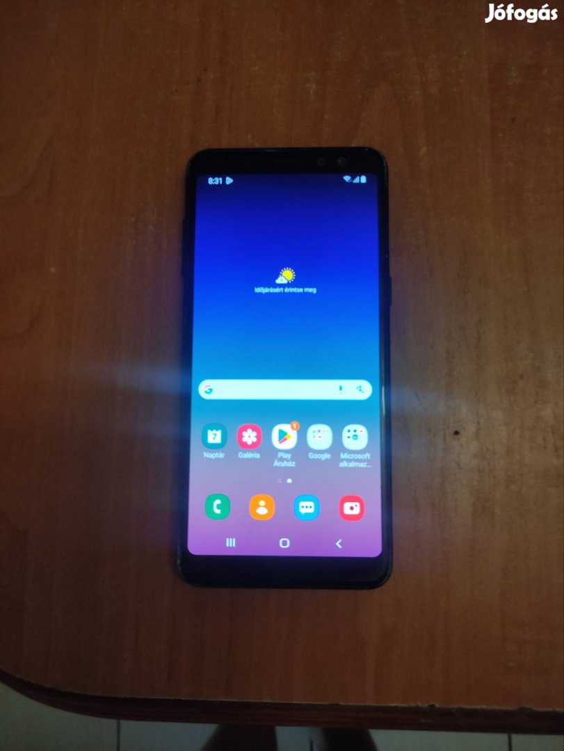 Samsung A8dual 4/32 superamoled.