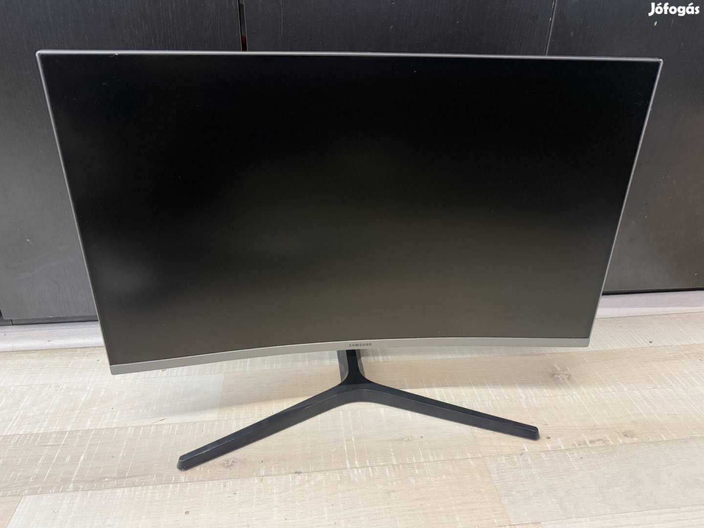 Samsung C27JG50 27 2K 144Hz Hajlított monitor hibás!