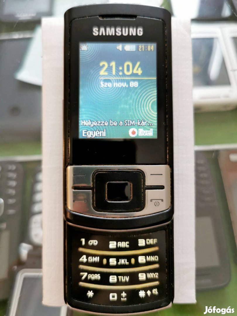 Samsung C3050 retro nyomógombos telefon