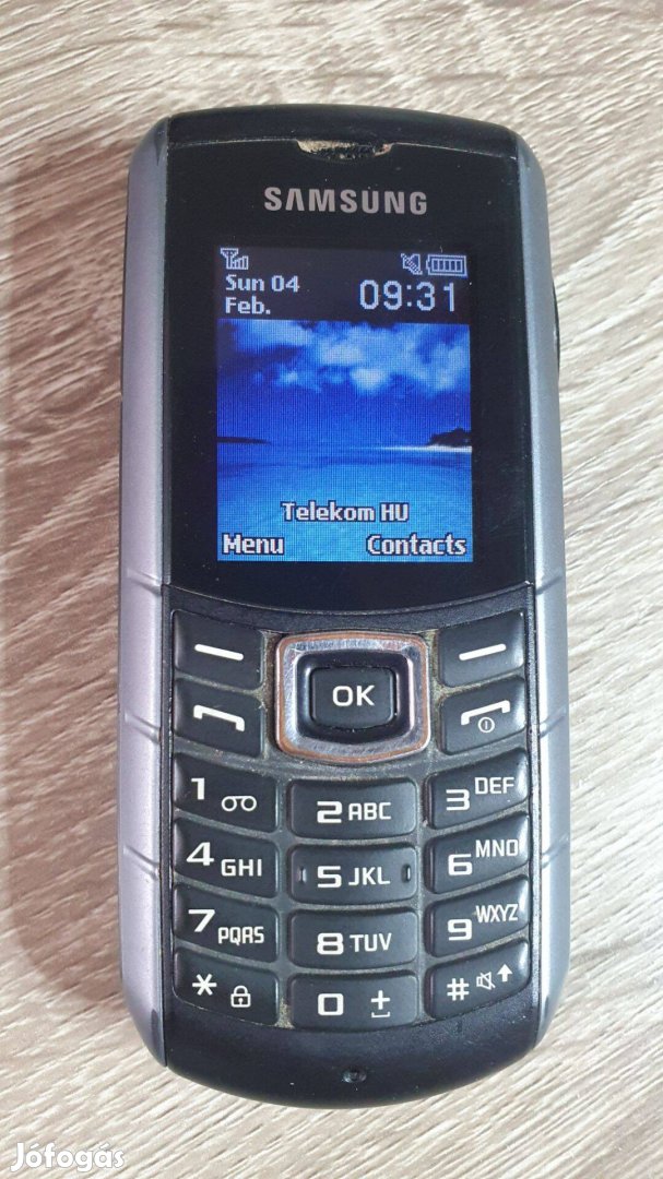 Samsung E2370 Xcover strapatelefon - független, extra üzemidő