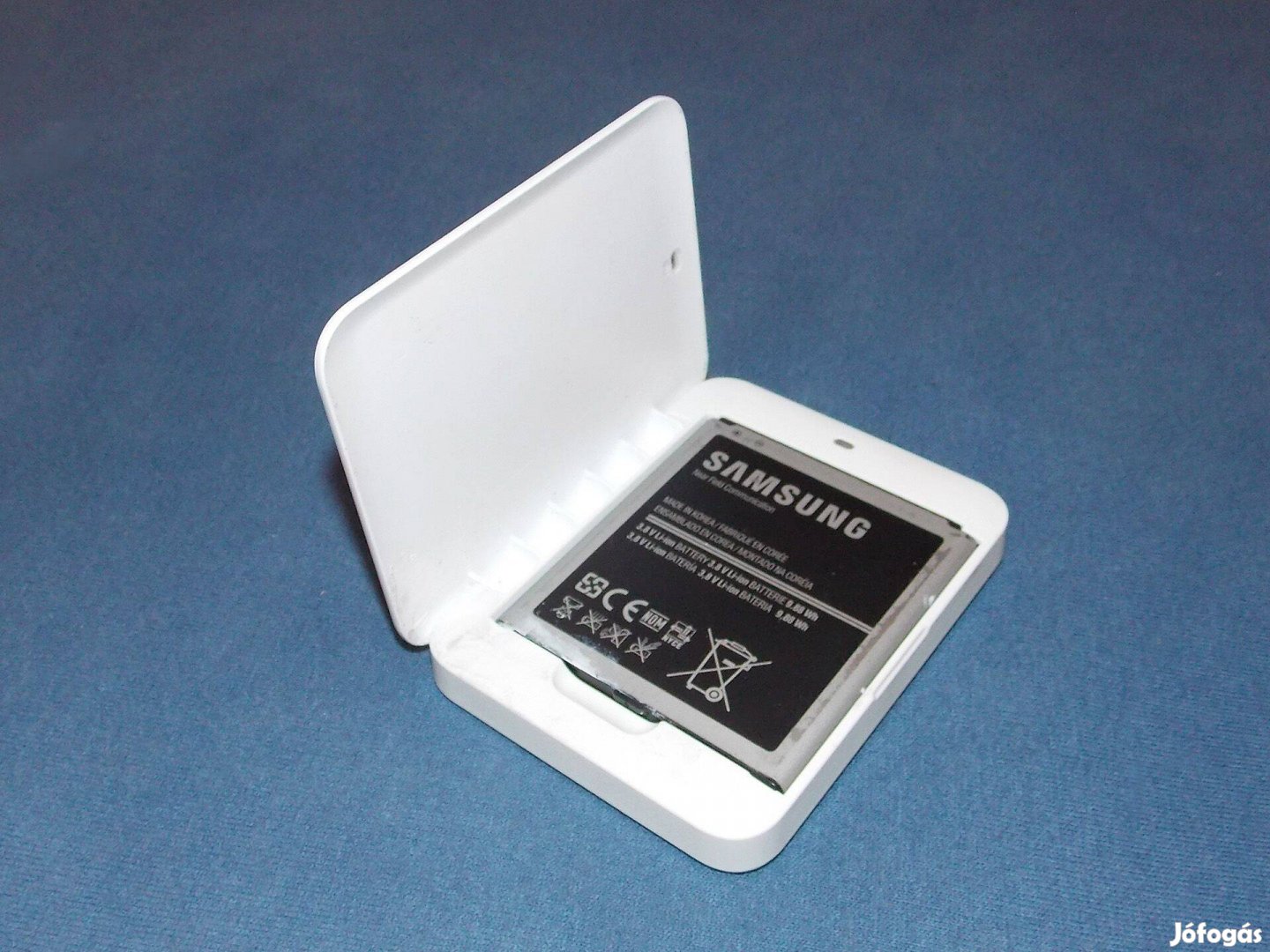 Samsung EP-B600Cewe tartalék akku töltő, tároló, akkuval Galaxy S4-hez
