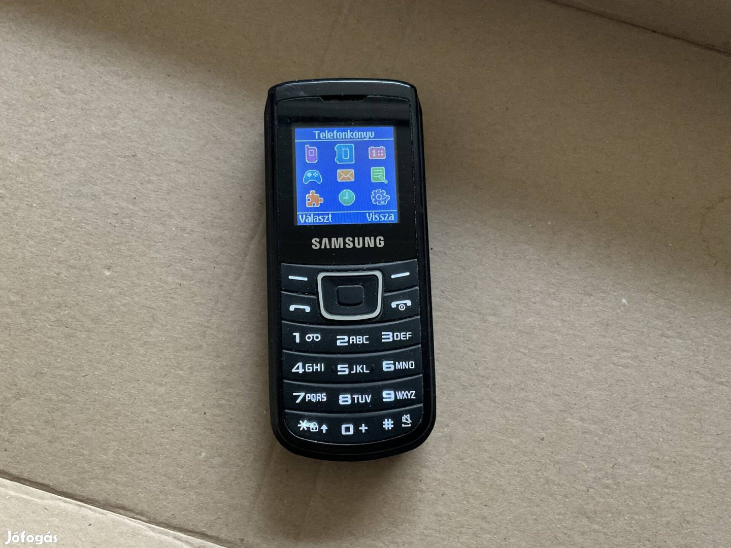 Samsung E 1100 telefon eladó! Független!