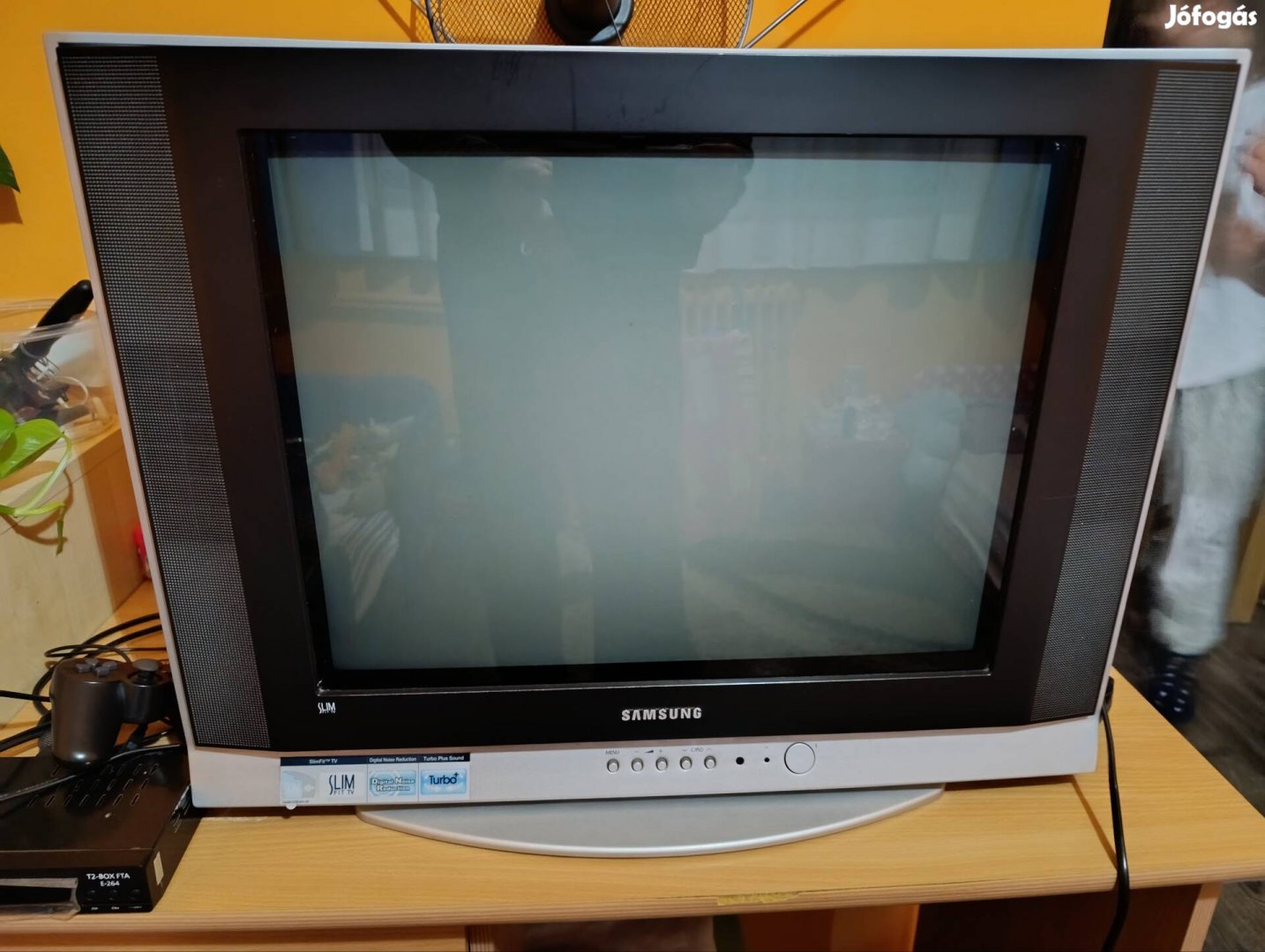 Samsung Flat televízió, 52 cm képátló (72 cm teljes átló)