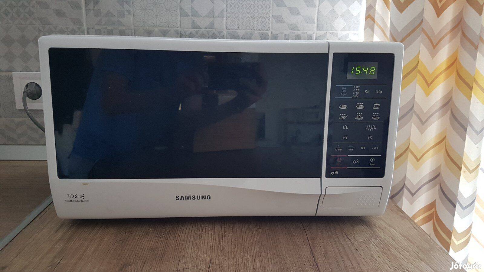 Samsung GE732K-S Mikrohullámú sütő, 20L, 750W