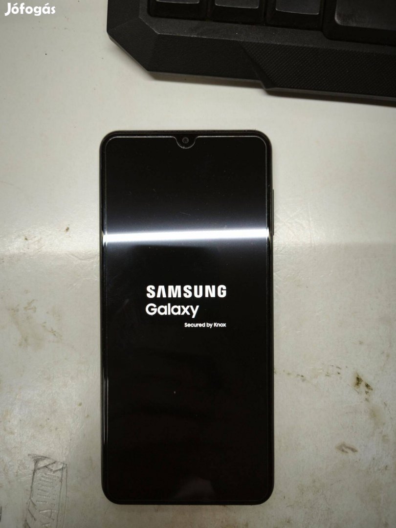 Samsung Galaxy A04S 32GB duál SIM kártya független telefon