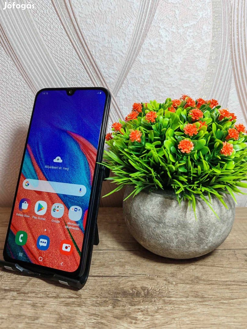 Samsung Galaxy A40 4G 64GB 4G RAM Kártyafüggetlen + dual sim telefon!