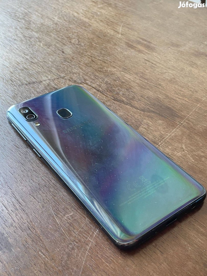 Samsung Galaxy A40 Android okostelefon mobiltelefon 4 / 64 Gb
