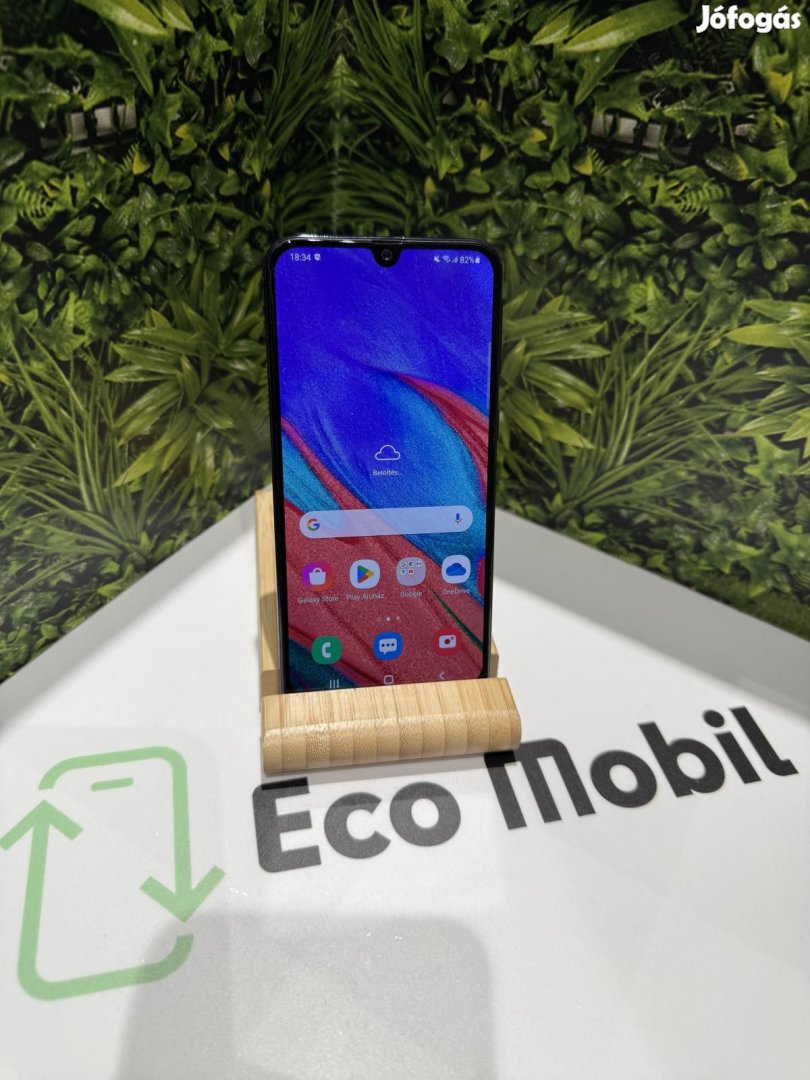 Samsung Galaxy A40 Kártyafüggetlen 64 GB, 12 hó garancia