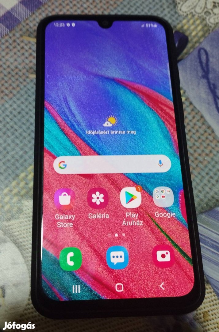 Samsung Galaxy A40 kártyafüggetlen 2 SIM es 64gb